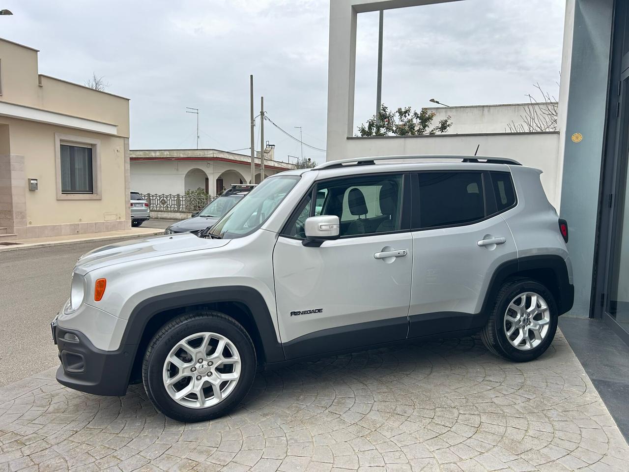 Jeep Renegade 1.6 MJ LIMITED PELLE/NAVI-12/2017
