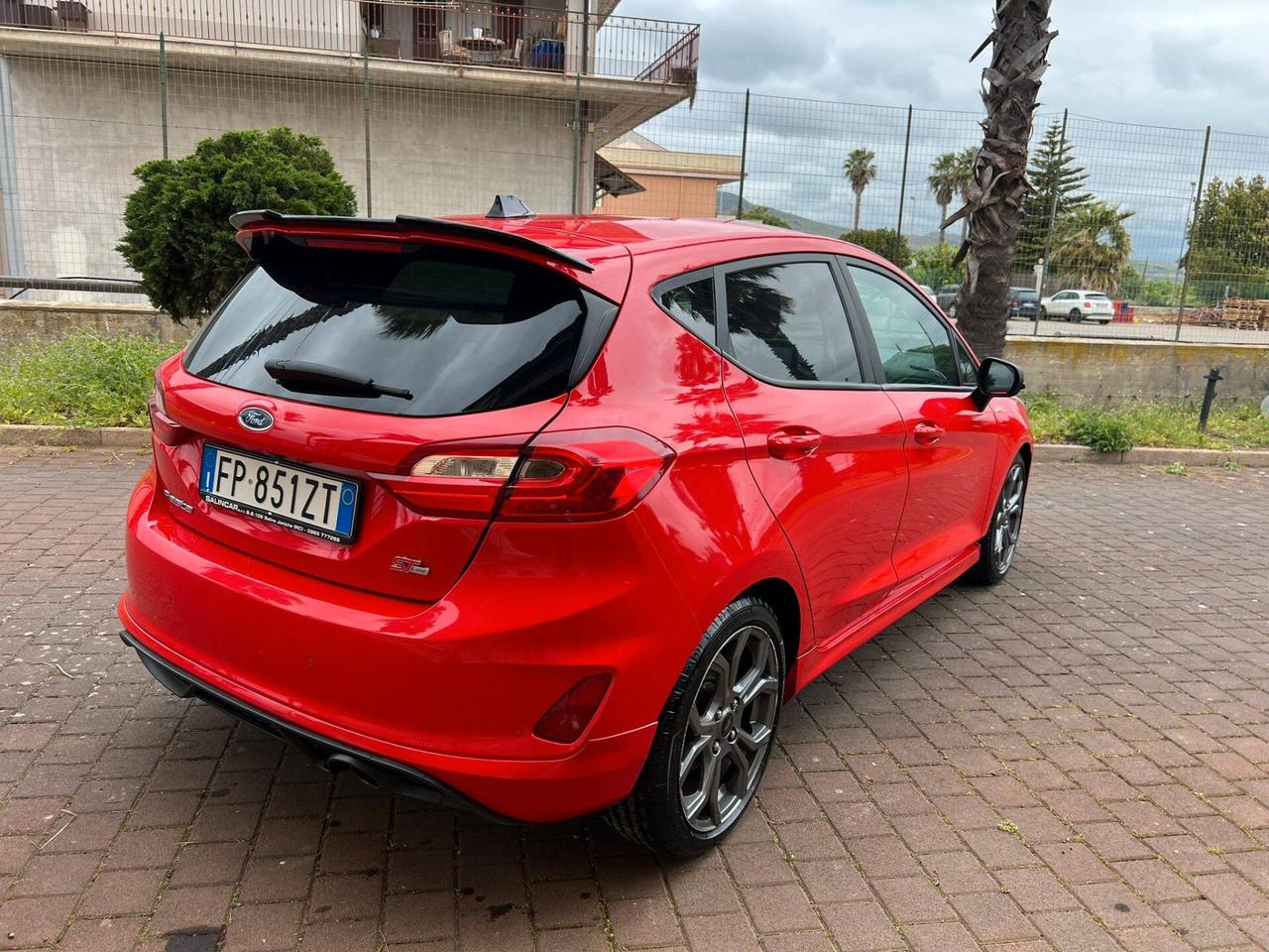 Ford Fiesta 1.5 TDCi 5 porte ST-Line