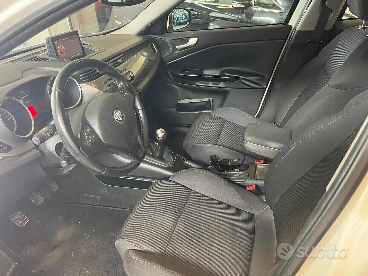 Alfa Romeo giulietta 2.0 jtdm-2011