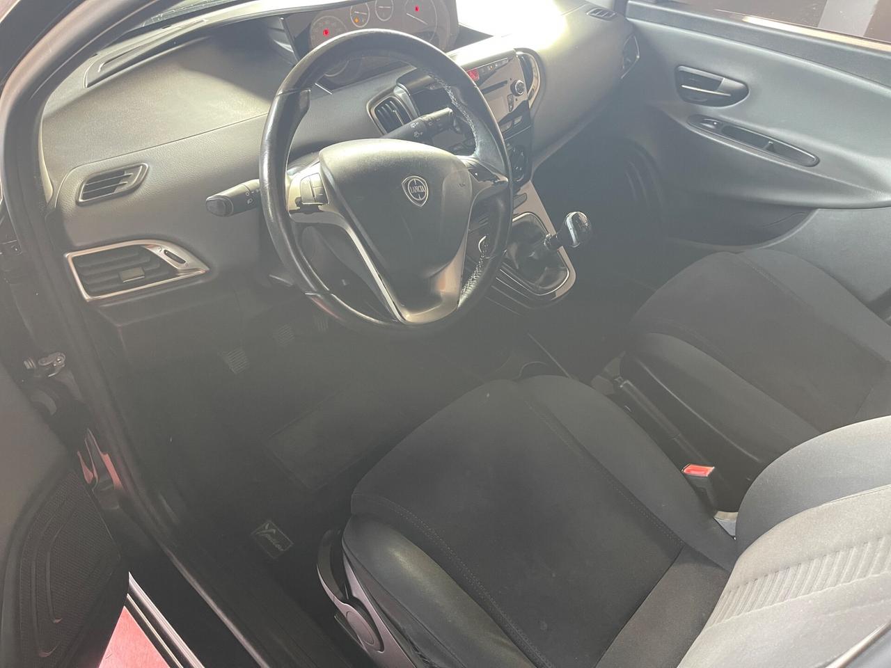 Lancia Ypsilon 1.3 MJT 16V 95 CV 5 porte S&S Gold