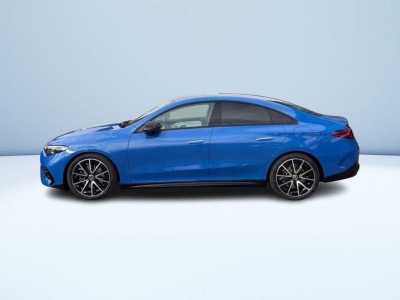 Mercedes-Benz CLA 200 Automatic 4Matic Coupé AMG Line
