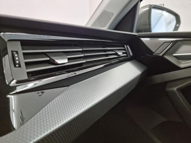 AUDI A1 SPB 25 TFSI S tronic Identity Black SLINE