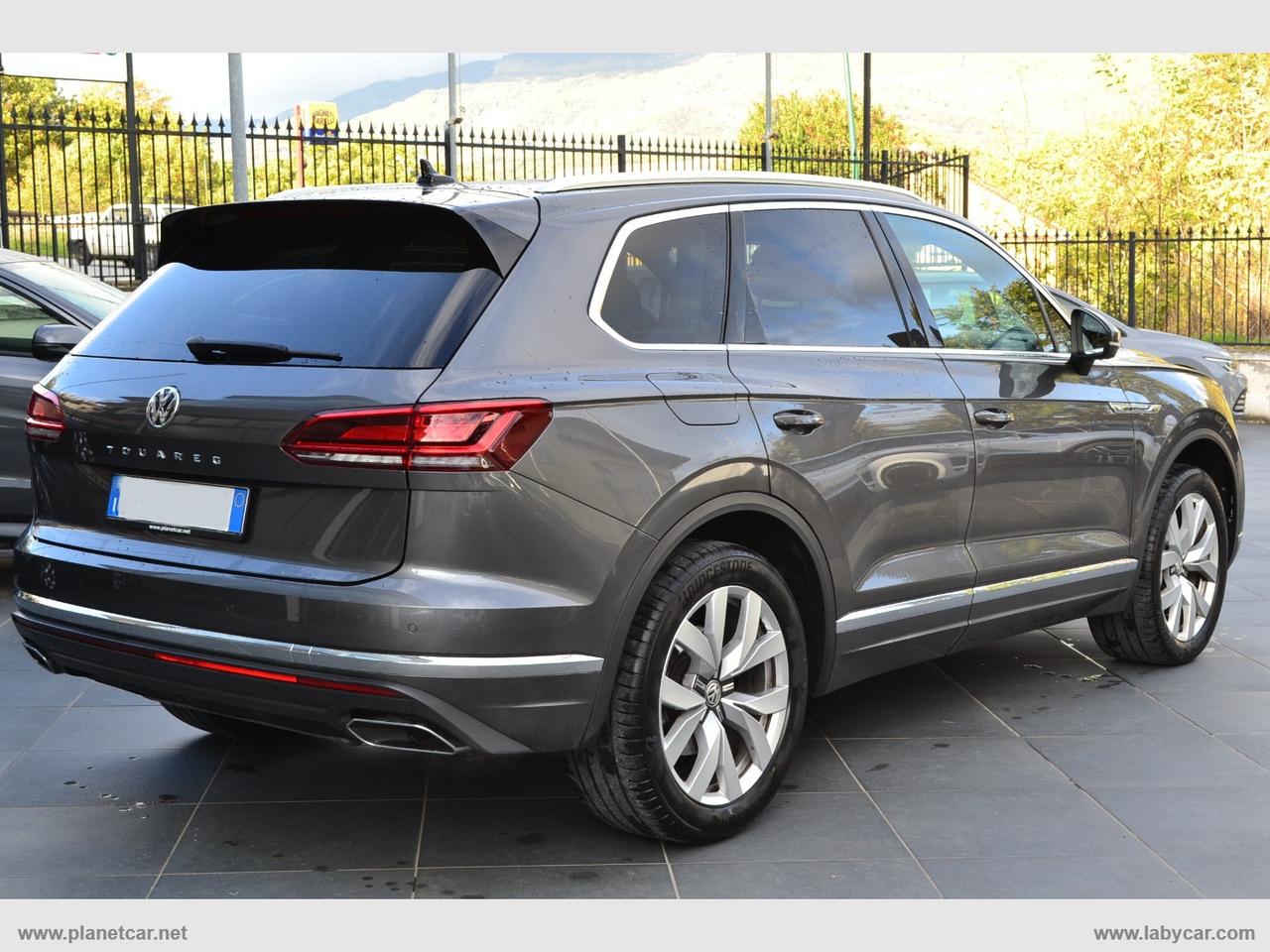 VOLKSWAGEN Touareg 3.0 TDI Advanced