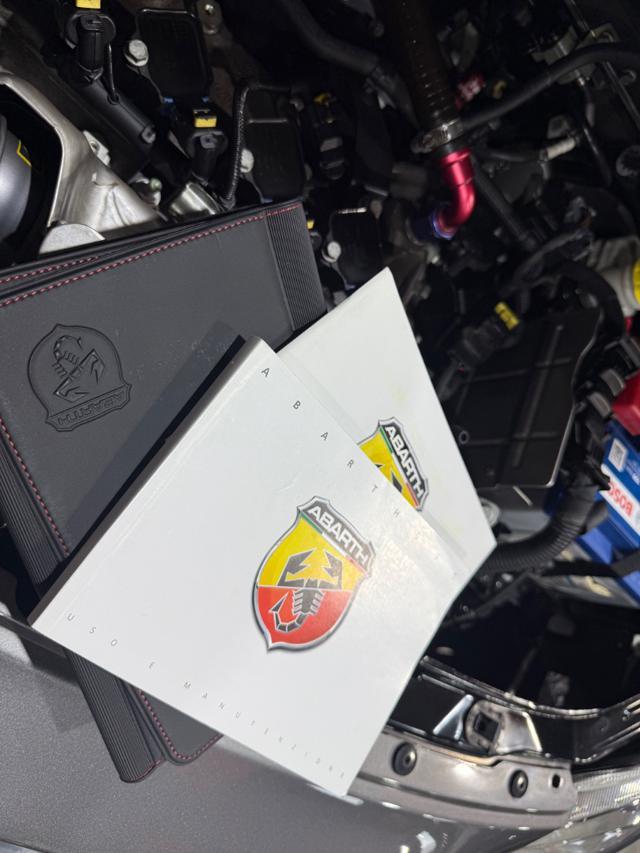 ABARTH 595 ASPIRAZIONE AKRAPOVIC 170CV