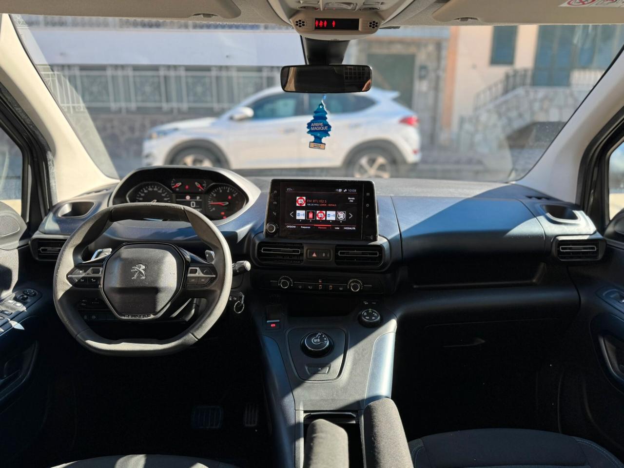 Peugeot Rifter BlueHDi 130 S&S EAT8 GT Line Standard