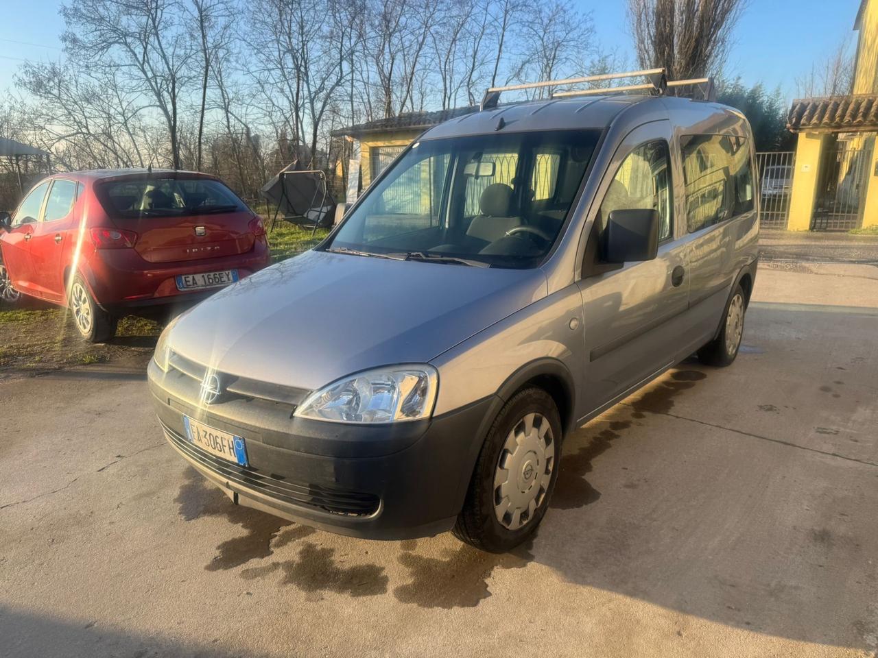 Opel Combo 1.6 EcoM 4p. Van Vetrato