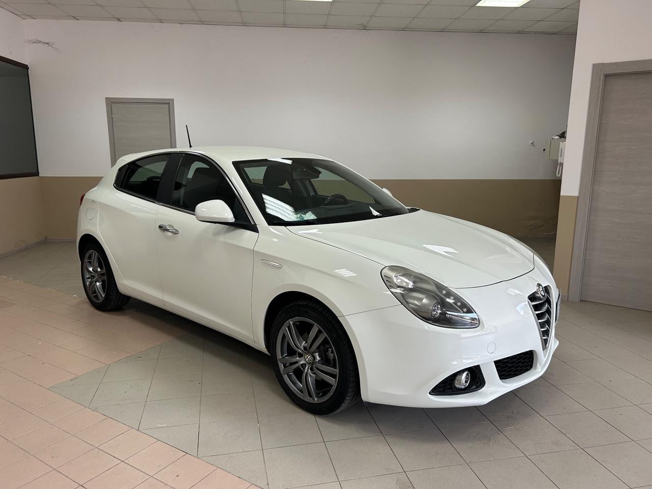 Alfa Romeo Giulietta 1.6 JTDm-2 105 CV Exclusive