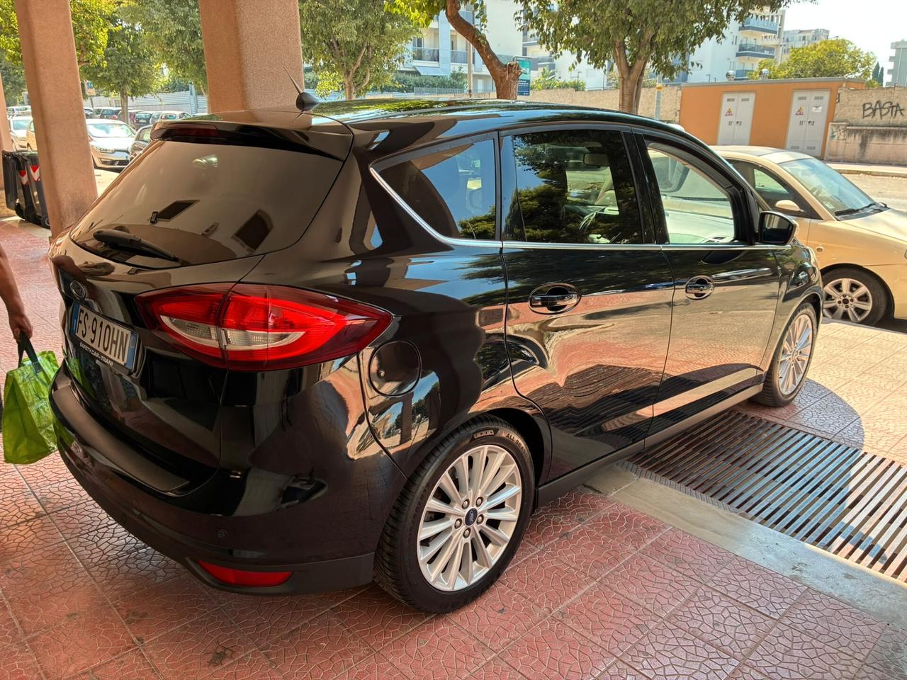 FordC-Max 1.5TDCi 120CV navi retro perfetta-18