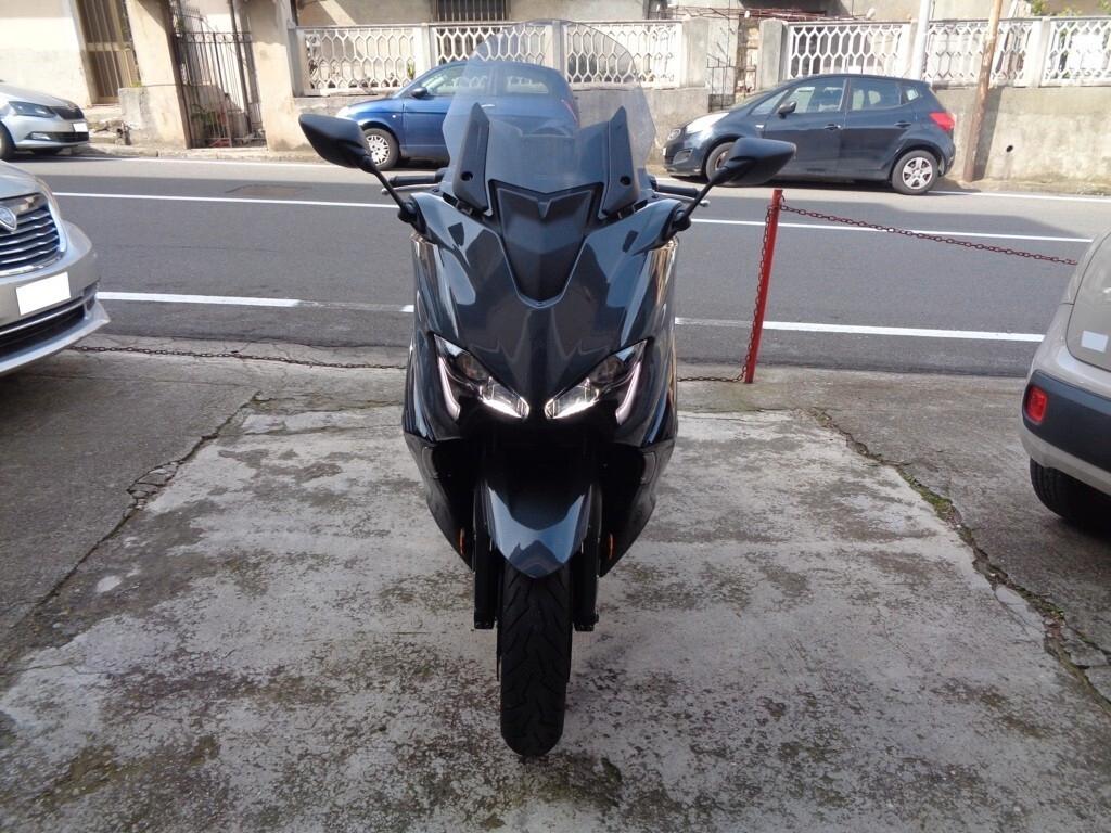 YAMAHA T MAX 560 TECH - MAX (FINANZIABILE)