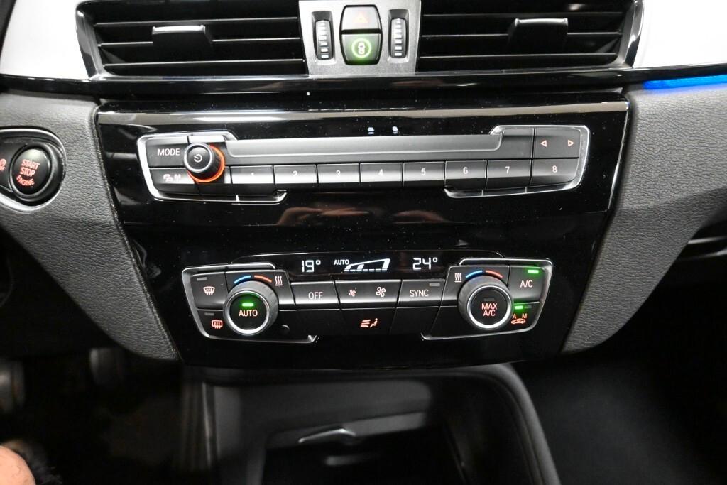 BMW X1 16D 115CV S-DRIVE 6M. BUSINESS ADVANTAGE ( FARI LED - HEAD-UP DISPLAY - AMBIENT LIGHTS - NAVI - PARK ASSISTANT - PELLE - TELECAMERA POST. )