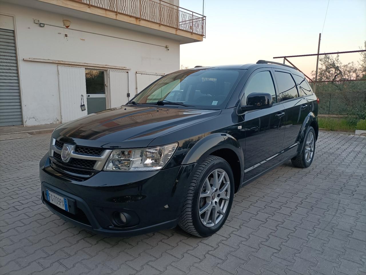 Fiat Freemont 2.0 Multijet 140 CV/Gancio traino omologato