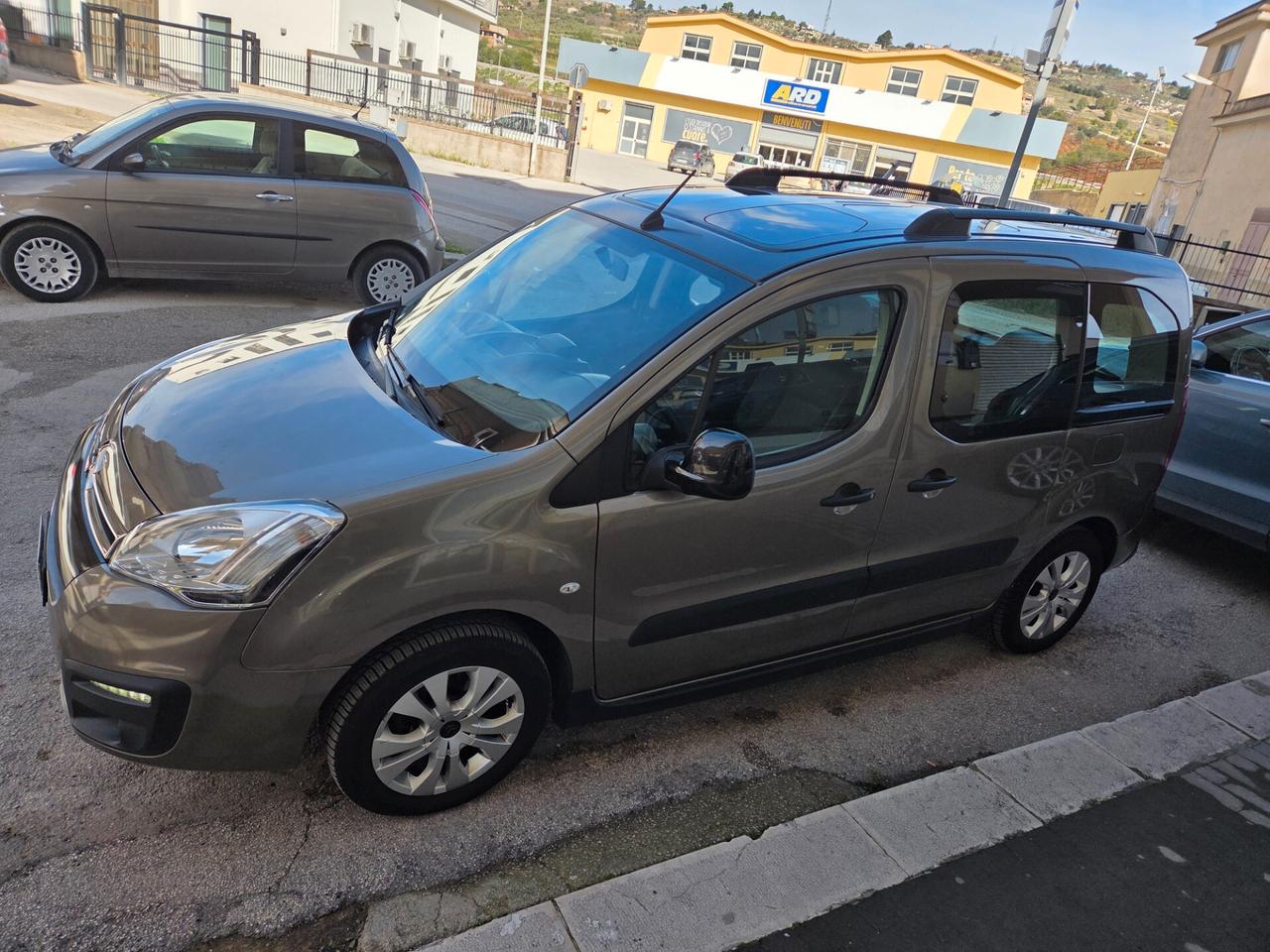 CITROEN BERLINGO 1.6 HDI 100 CV 5 POSTI NAVIGAT KMCERT