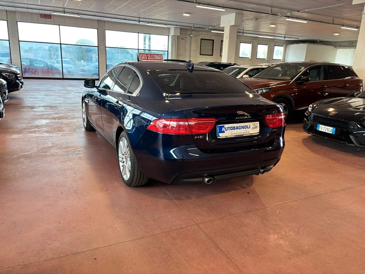 Jaguar XE PRESTIGE 2.0 200 CV aut. 51000 KM.