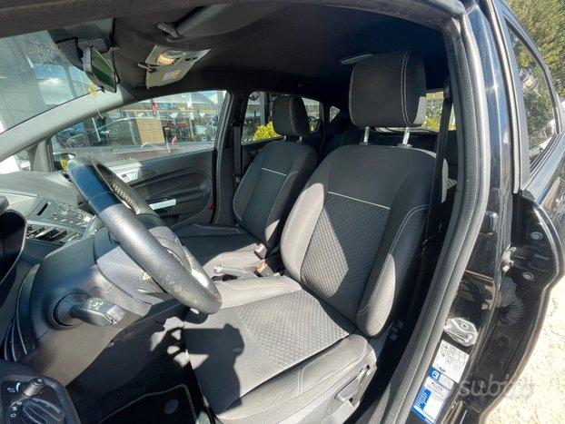 Ford Fiesta 1.4 5 porte Bz.- GPL Black & White Edition