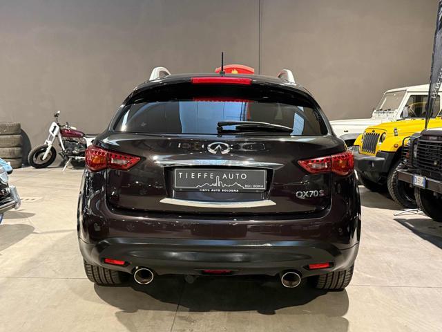 INFINITI QX70 3.0 diesel V6 AT S Premium