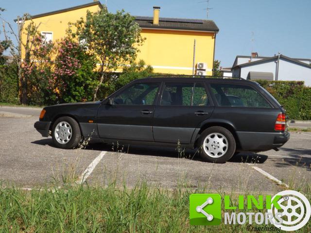 MERCEDES-BENZ 250 TD Turbo in discrete condizioni di carrozzeria