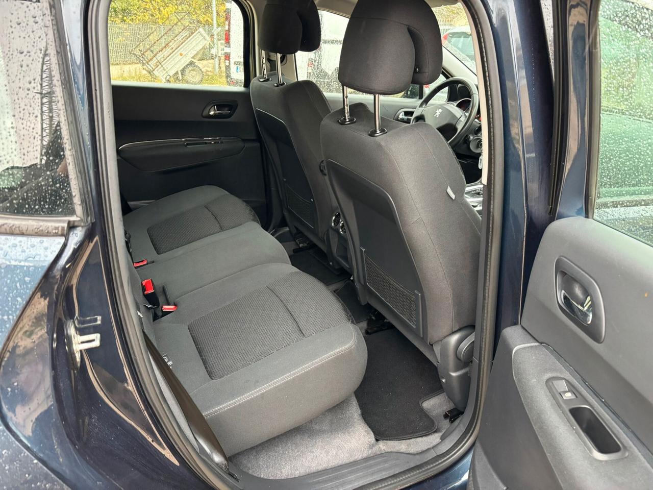 Peugeot 3008 BlueHDi 120 EAT6 S&S Allure