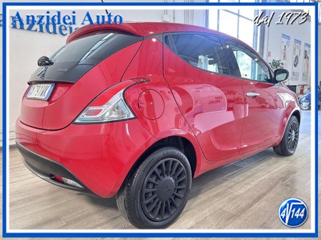 LANCIA Ypsilon 1.0 FireFly 70 Cv Hybrid Silver