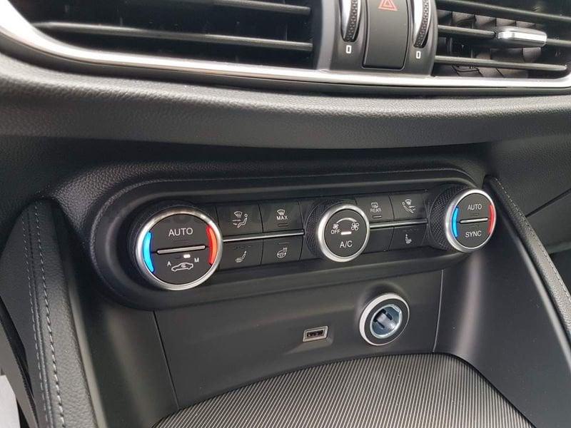 Alfa Romeo Stelvio Stelvio 2.2 t Veloce Q4 210cv auto
