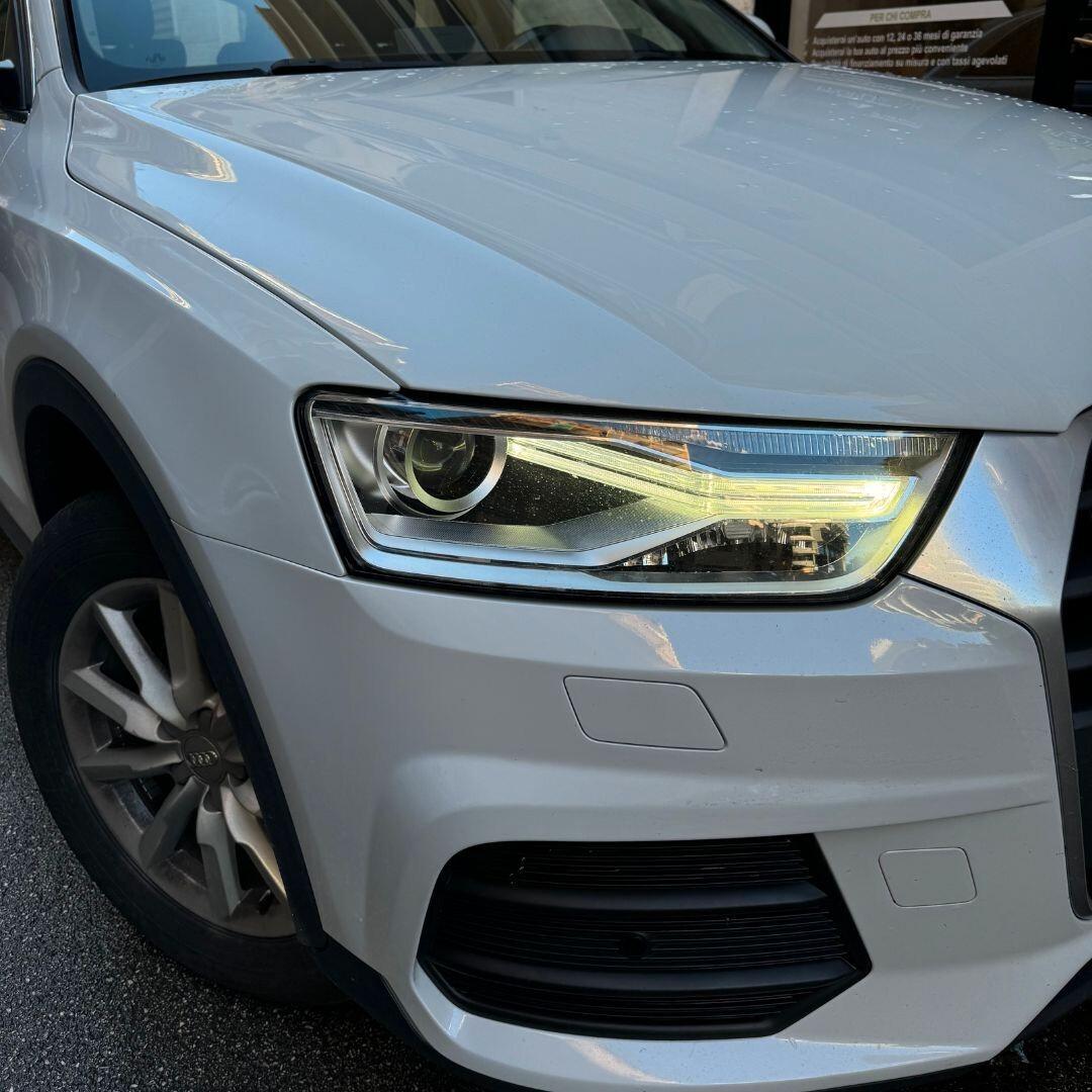 Audi Q3 2.0 TDI 150 CV **S-Tronic**