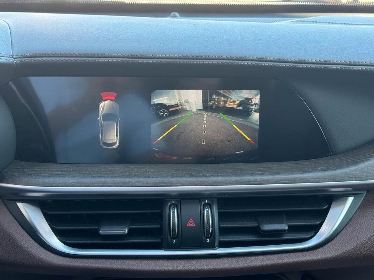 Alfa Romeo Stelvio 2.0 Turbo 200 CV AT8 Q4 Executive con impianto metano