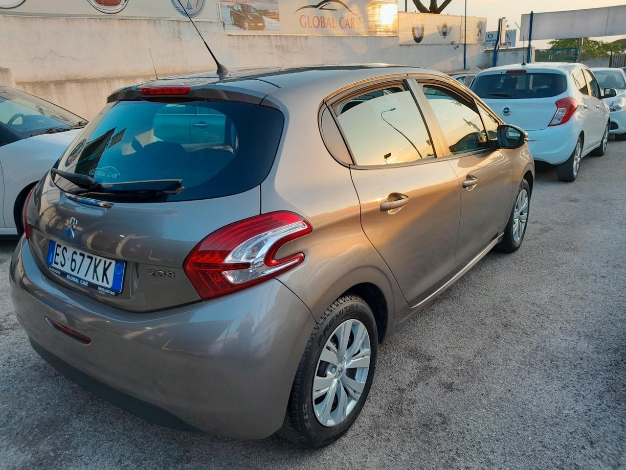 Peugeot 208 1.0 Benzina 5 porte tagliandi peugeot