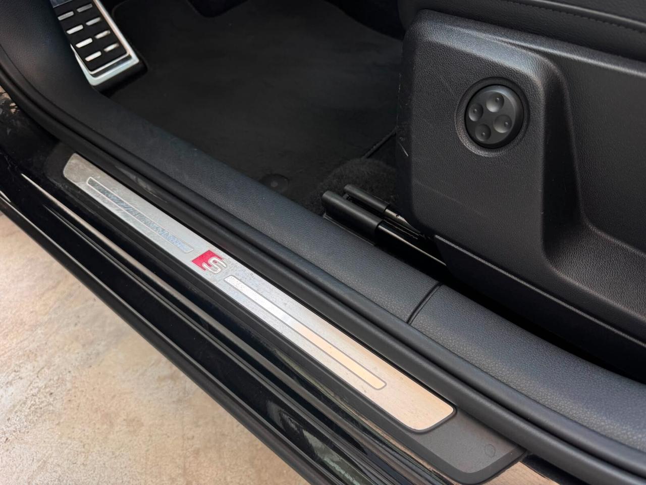 Audi Q2 30 TDI S tronic line Edition Tetto apribile