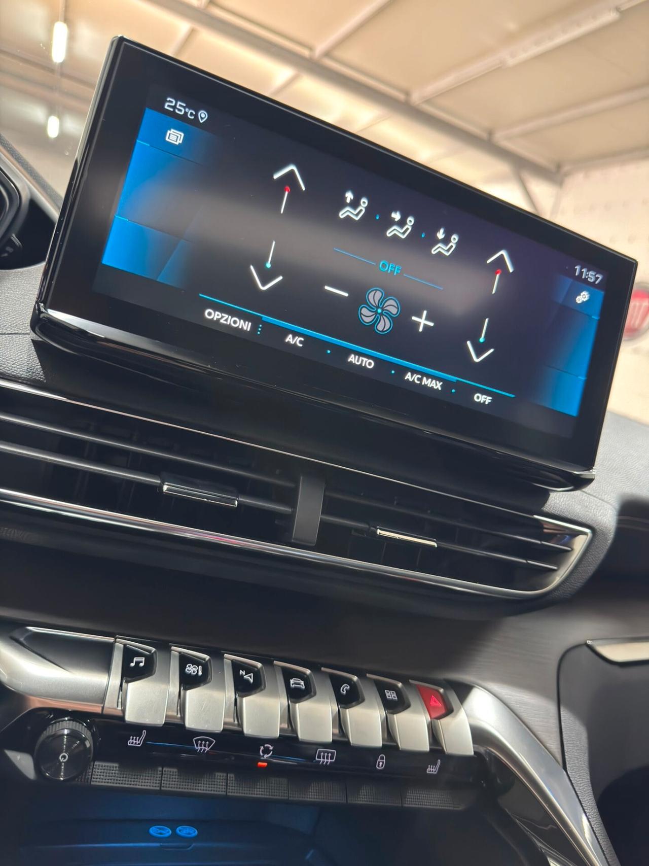 Peugeot 3008 BlueHDi 130 S&S EAT8 Active Pack