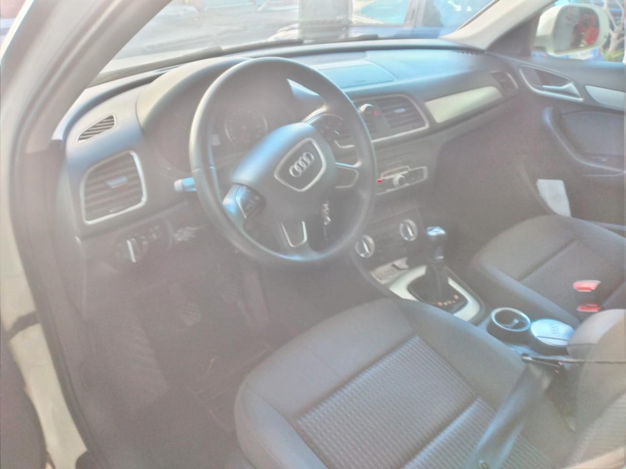 Audi Q3 2.0 TDI Business Plus