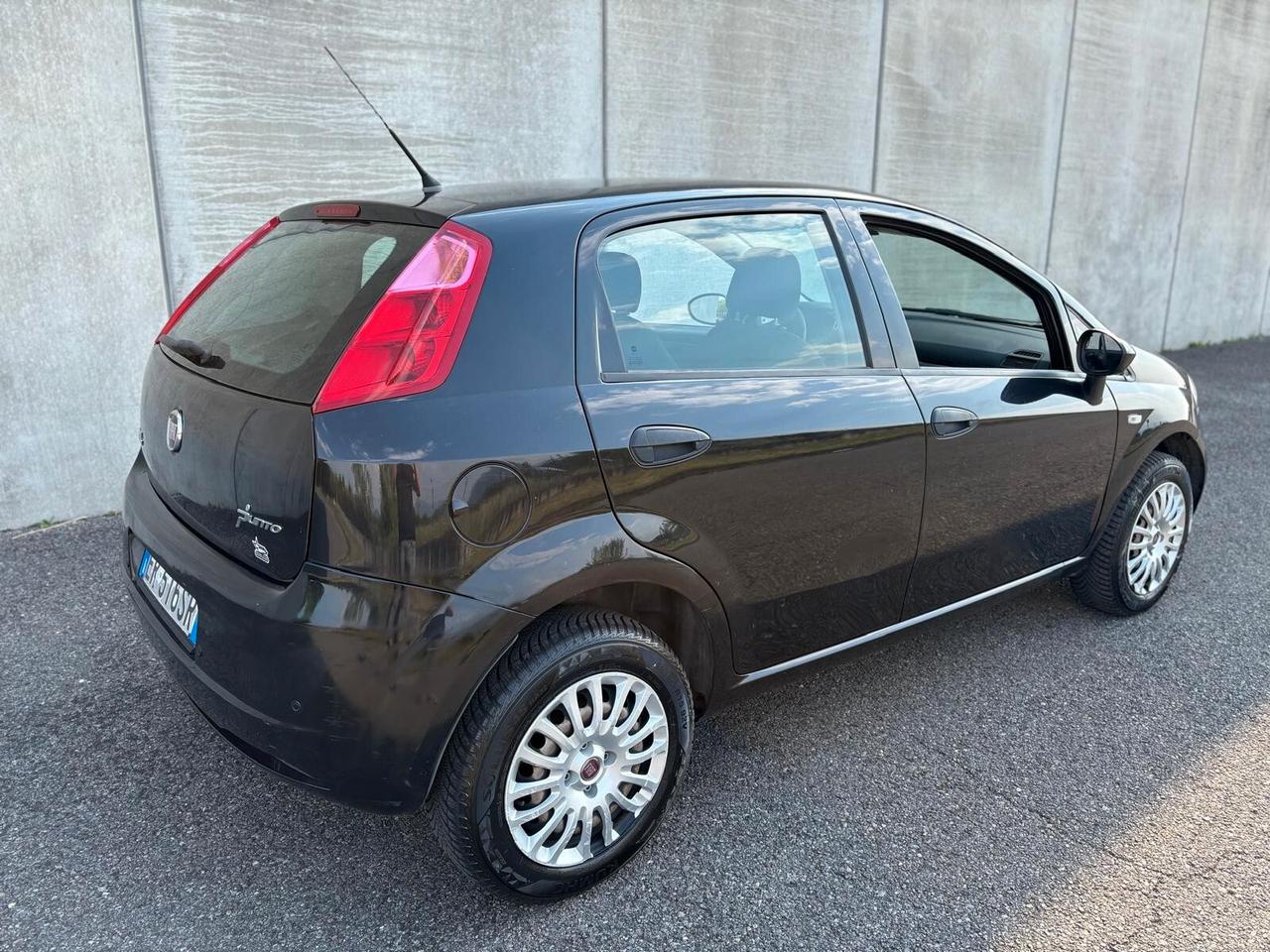 Fiat Punto 1.4 BENZ/METANO 77CV NEOPATENTATI