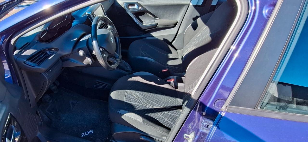 Peugeot 208 1.4 HDi 68 CV 5 porte Allure