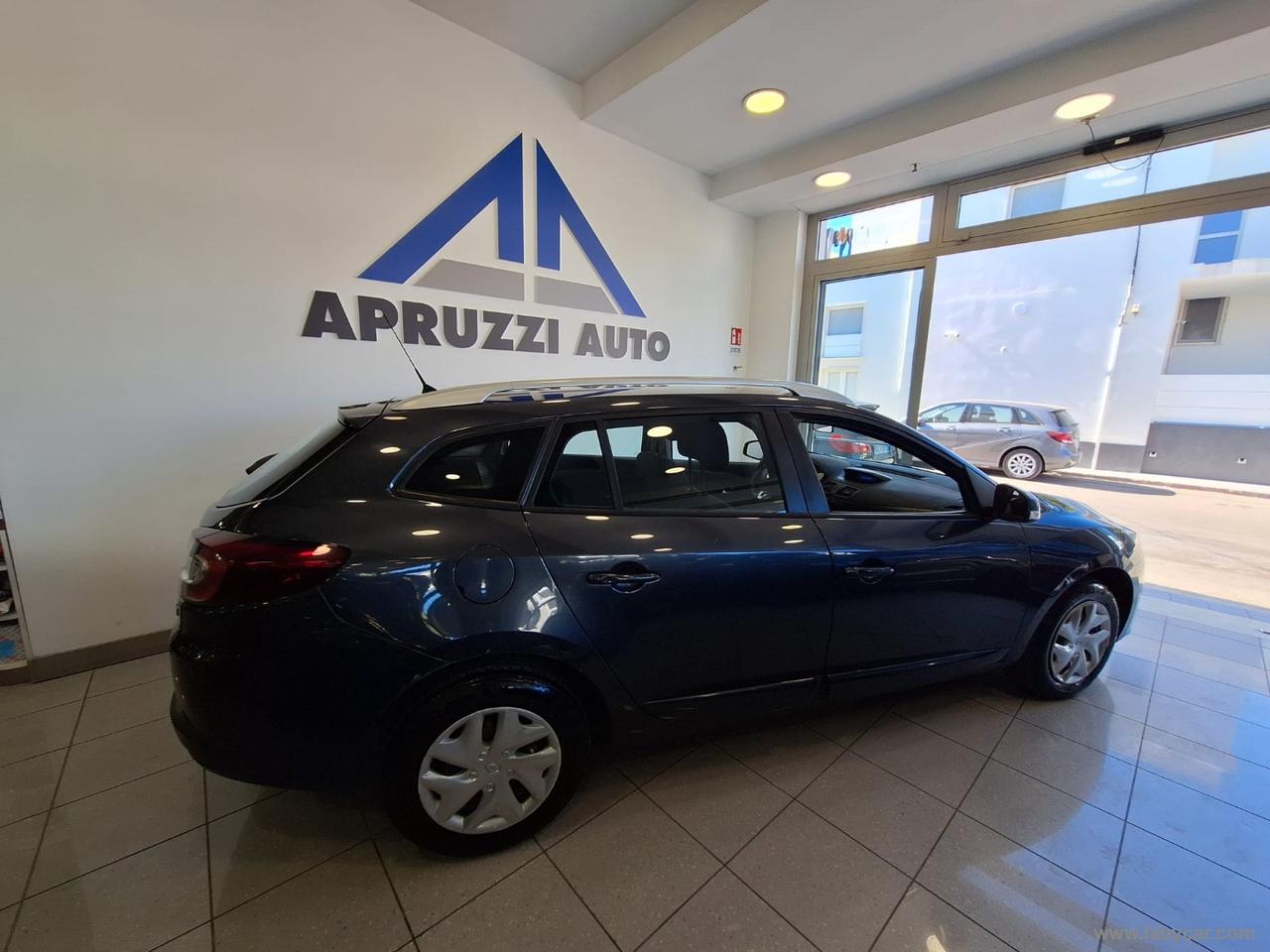 RENAULT Mégane 1.5 dCi 110 CV GT Style