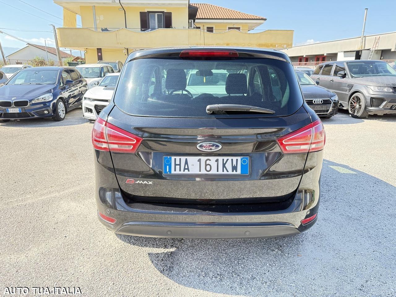 FORD B MAX ADATTA NEOPATENTATI