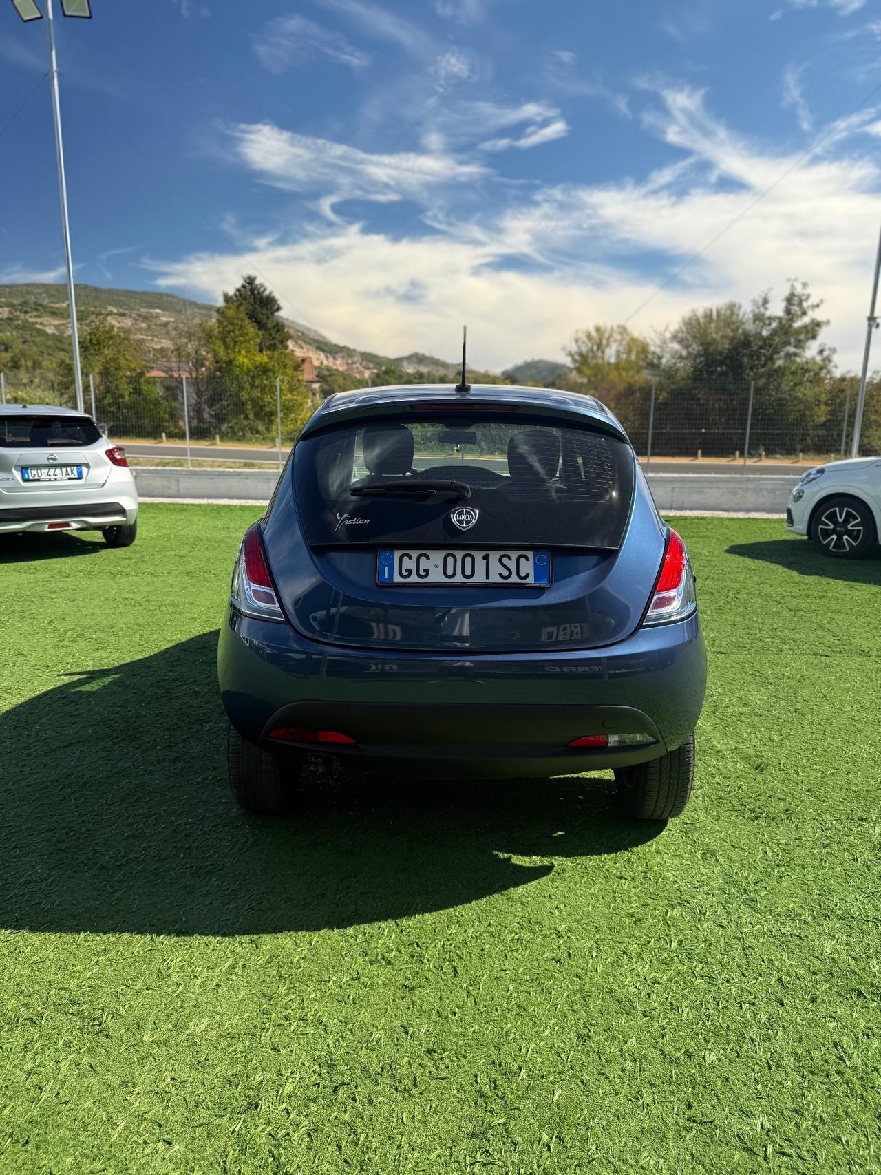 Lancia Ypsilon 0.9 TwinAir 5 porte Metano Ecochic Gold