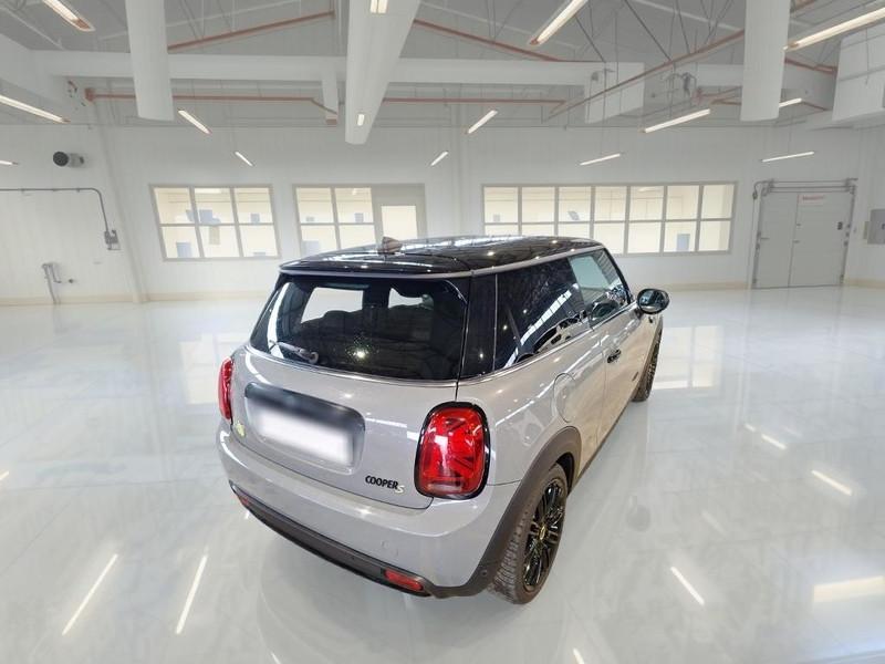 MINI COOPER SE YOURS AUTO 3 PORTE BERLINA