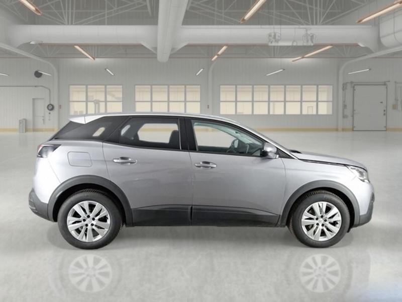 PEUGEOT 3008 BlueHDI 130 EAT8 S/S Business