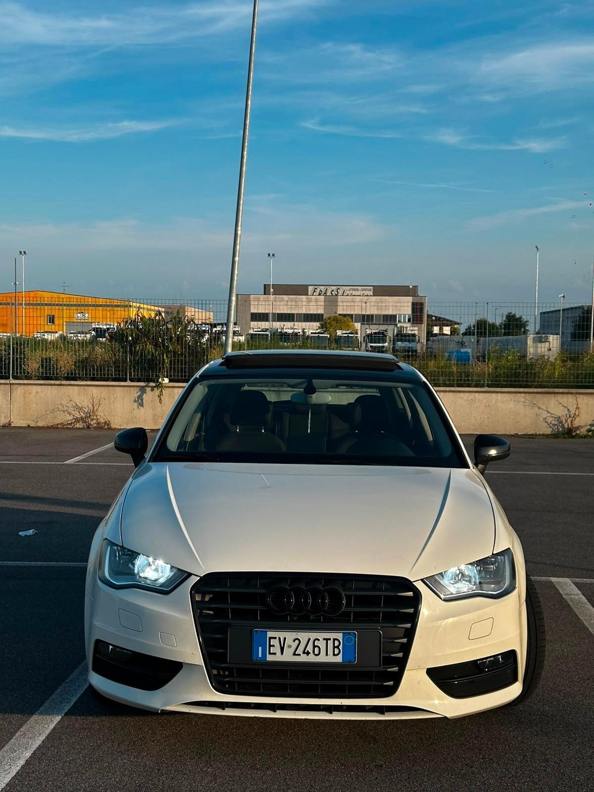 Audi A3 1.6 TDI FULL OPTIONAL