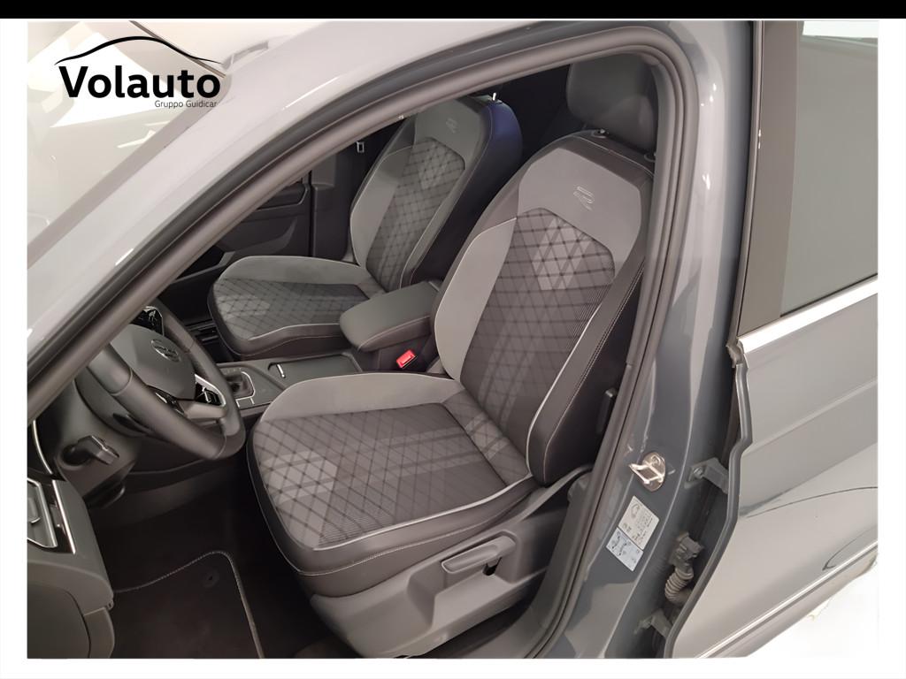 VOLKSWAGEN Tiguan II 2021 - Tiguan 2.0 tdi R-Line 150cv dsg