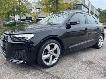 Audi A1 SPB*Neopatentati*Cerchi*Car play*
