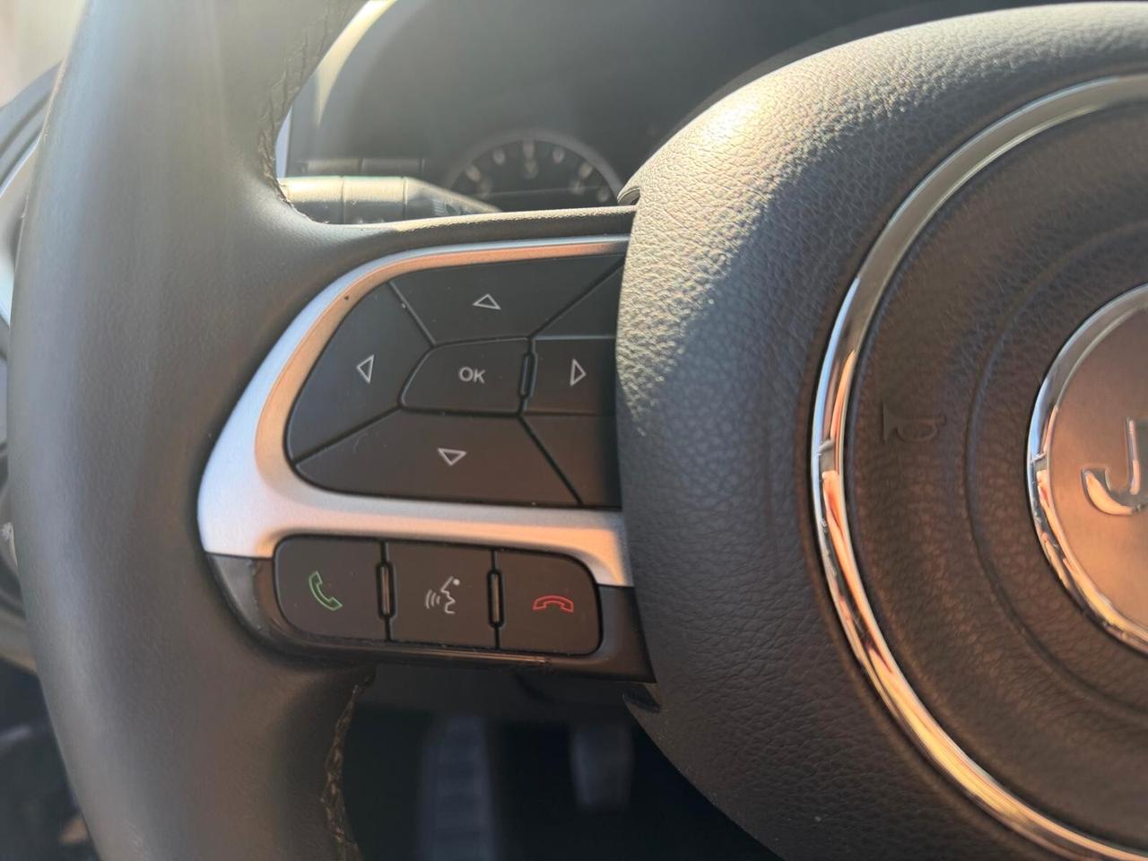 Jeep Renegade 1.6 Mjt 120 CV Business NAVI - DISPLAY 8.4"