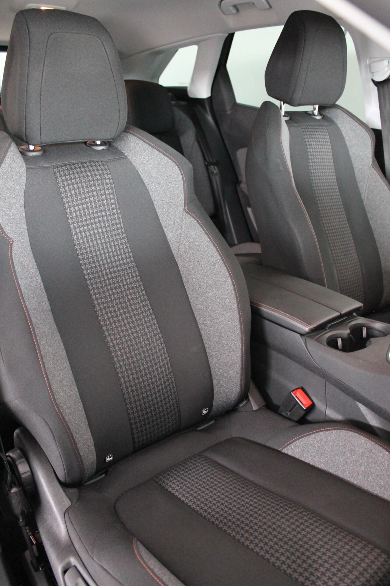 Peugeot 3008 BlueHDi 130 S&S EAT8 Active