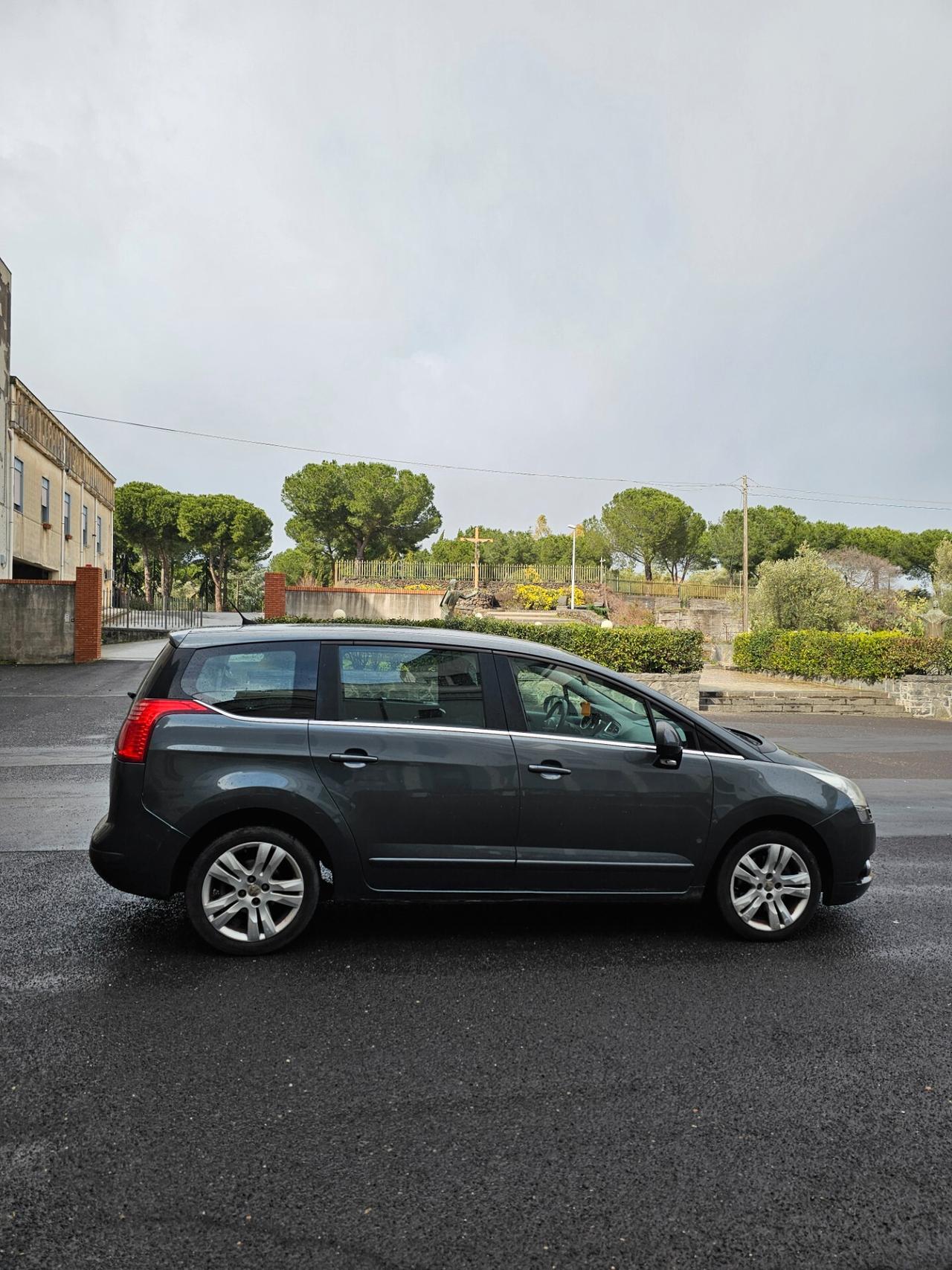 Peugeot 5008 2.0 HDi 150CV Premium 7 posti