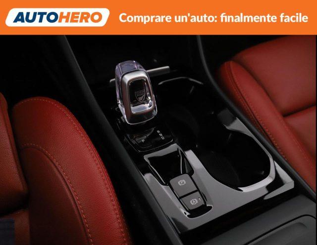 VOLVO XC40 B4 AWD Geartronic Inscription