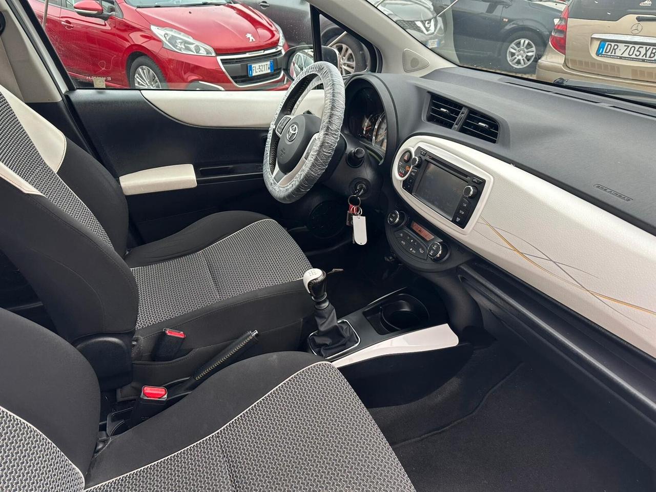 Toyota Yaris 1.4 D-4D 5 porte Lounge