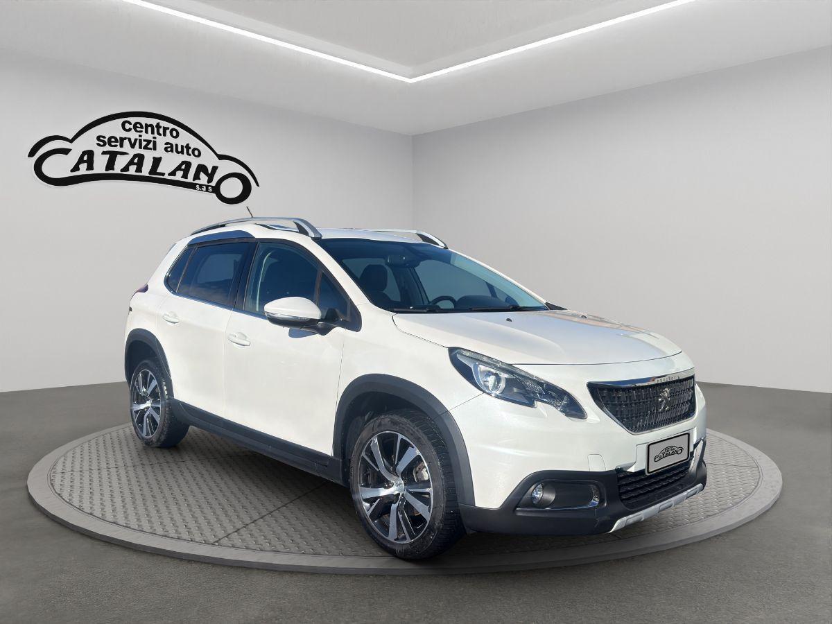 PEUGEOT - 2008 - 1.6 BlueHDi 102cv Black Matt bianco perla