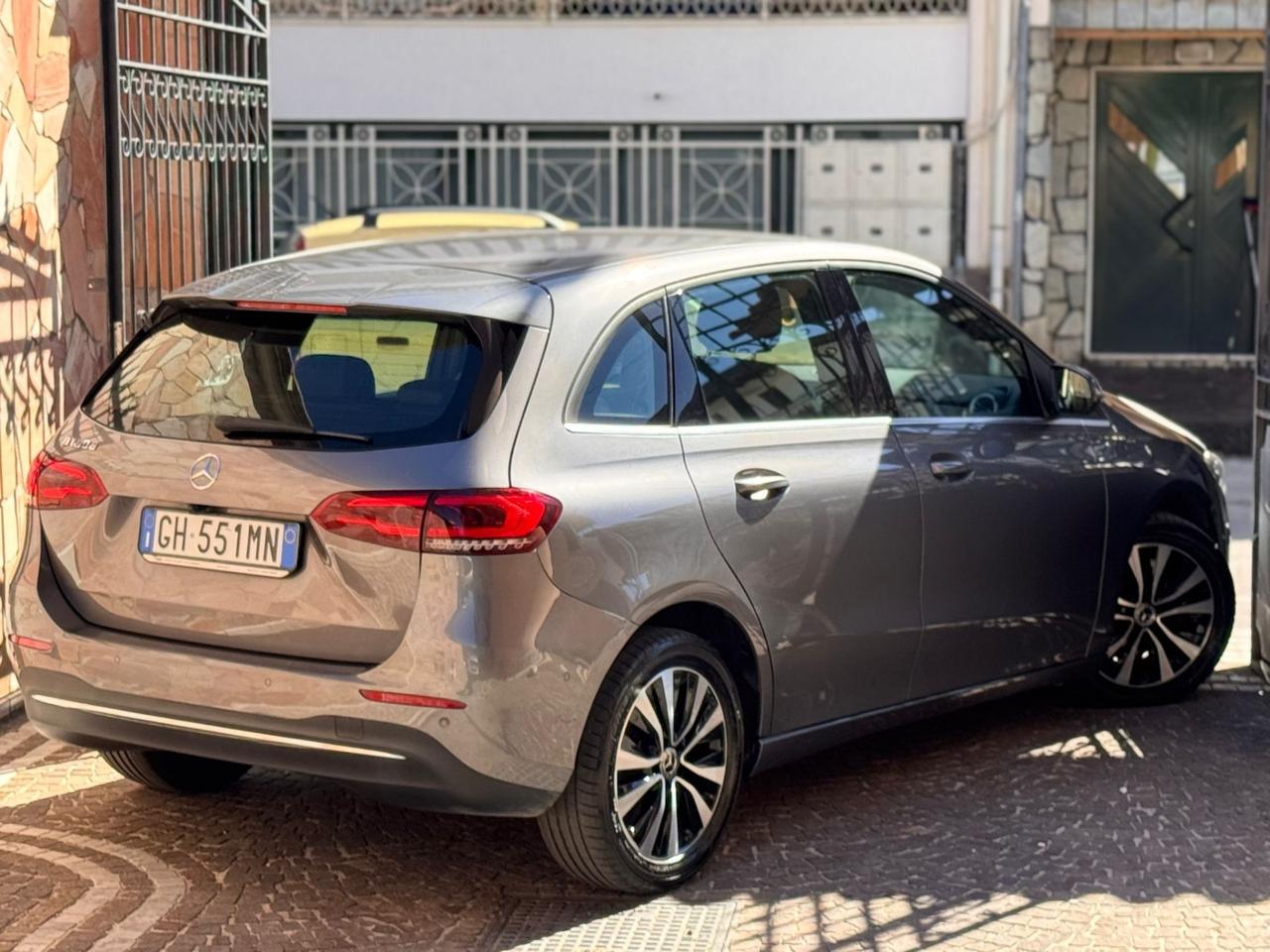 Mercedes-benz B 180 d Automatic Sport KIT AMBIENT