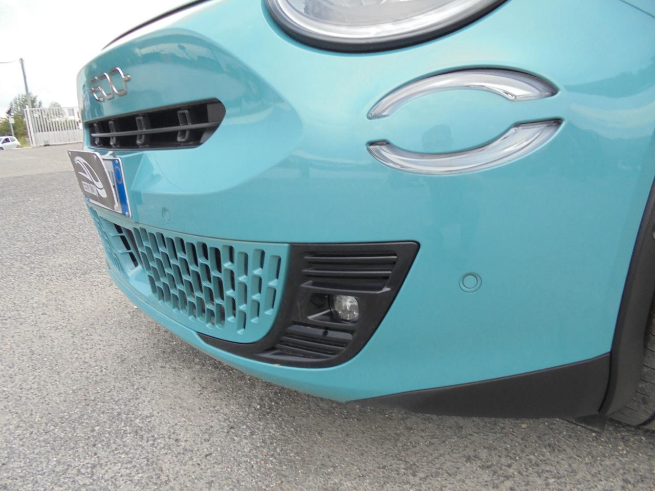 Fiat 600 Hybrid 110 CV DCT MHEV La Prima