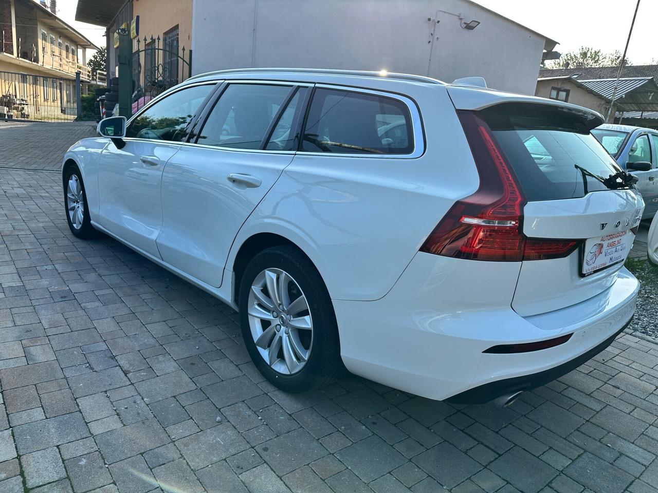 Volvo V60 D4 Geartronic R-design