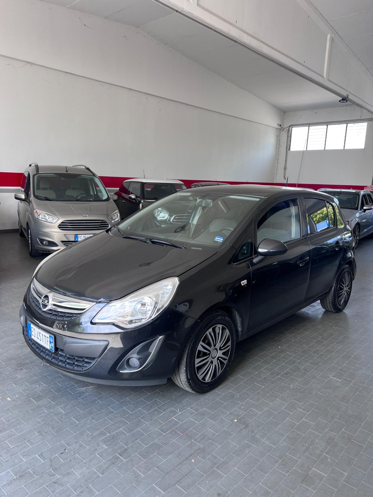 Opel Corsa 1.2 Benzina 2013 / Sport / Neopatentati/