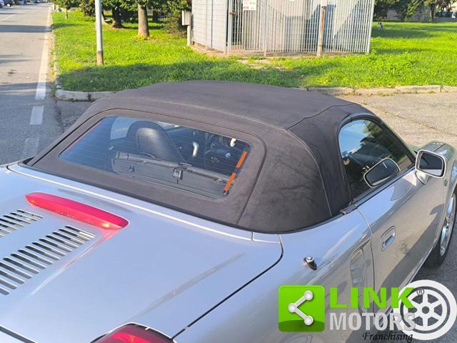 TOYOTA MR 2 1.8i 16V